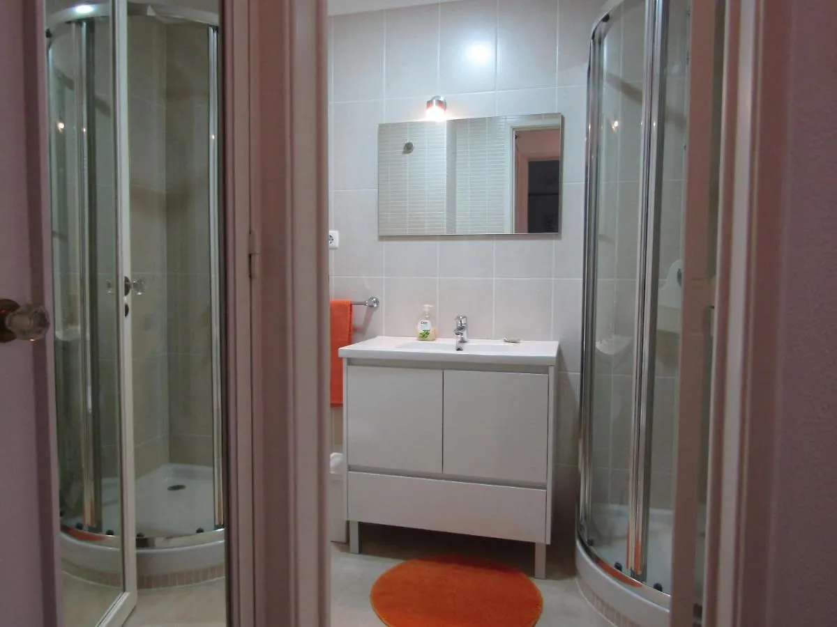 Casa Encantada - Poeta Lisbon Apartment