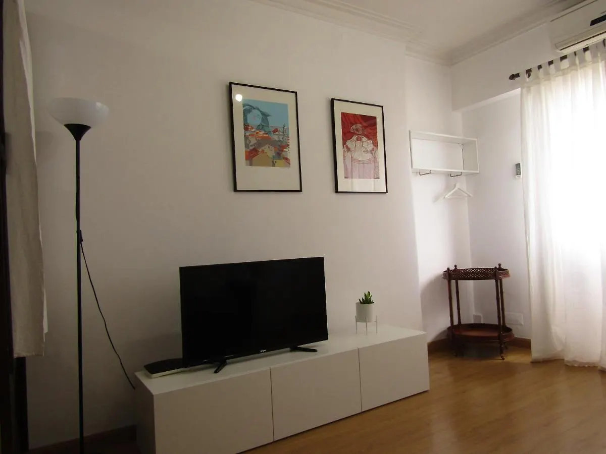 Casa Encantada - Poeta Lisboa 0*,